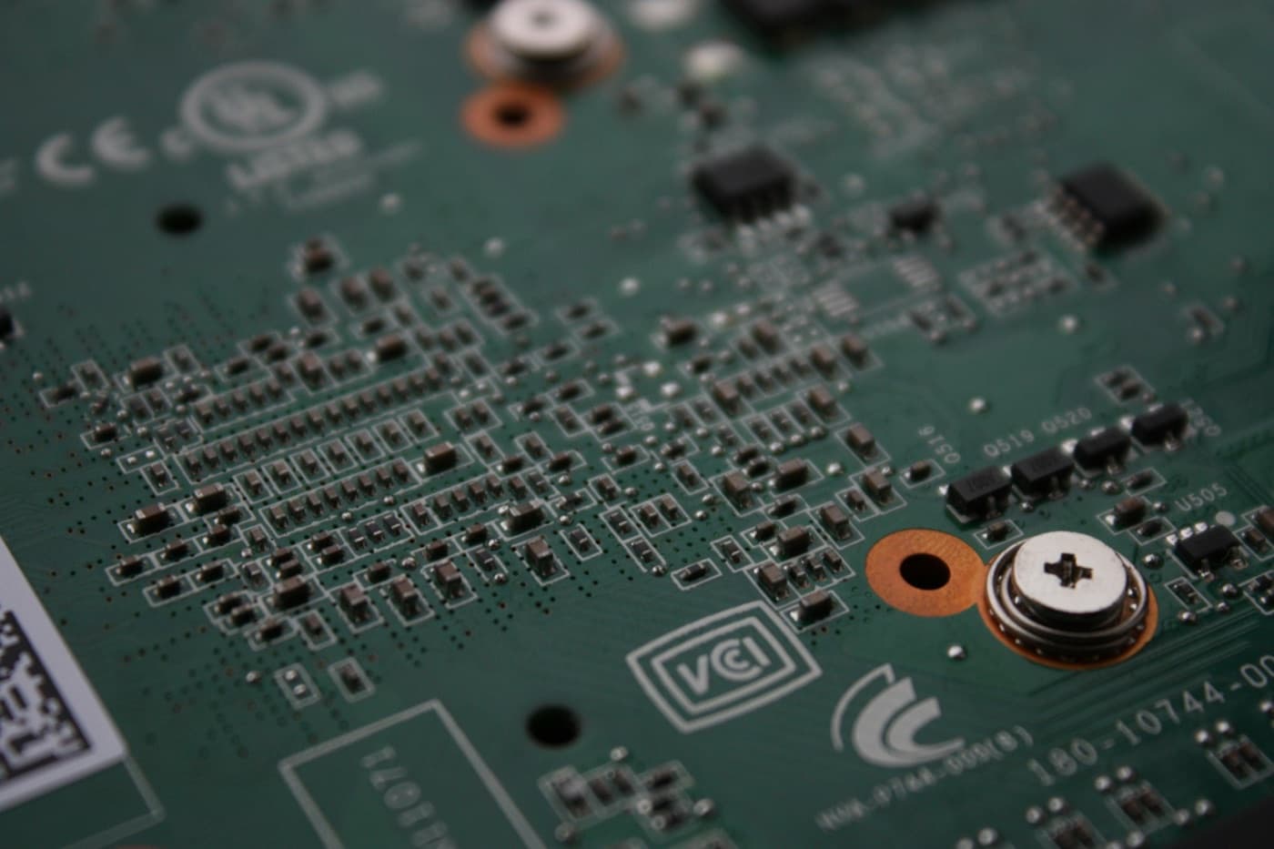 ISL9011AIRGPZ-T — Power Management